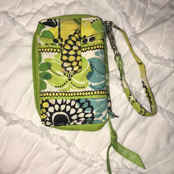 Vera Bradley wallet - Picture 1 of 2